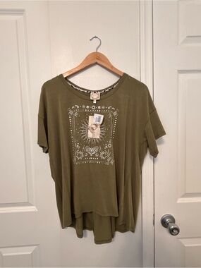 True Self Olive Short Sleeve Bandana Print Tee by Rewind